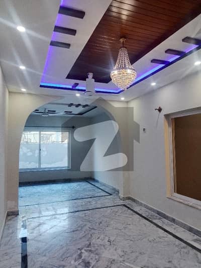 11 Marla Beautiful saperate ground portion available for rent in Banigala