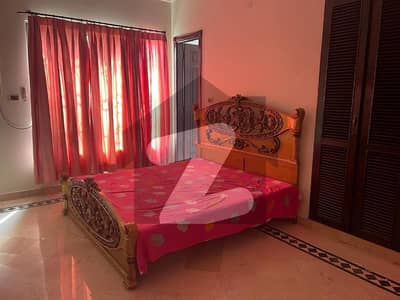 ایف ۔ 11 اسلام آباد میں 3 کمروں کا 1 کنال بالائی پورشن 3.0 لاکھ میں کرایہ پر دستیاب ہے۔