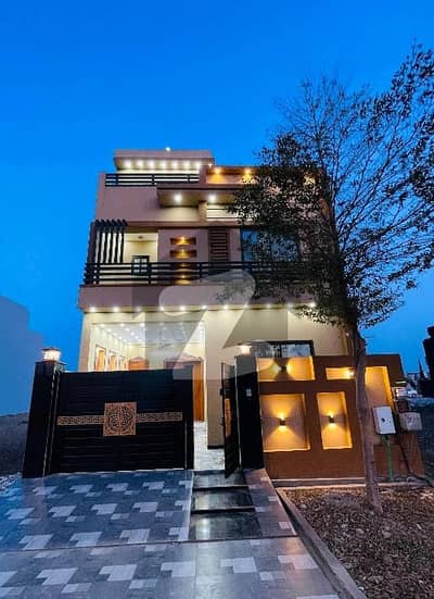 Buy Prime Location 5 Marla House At Highly Affordable Price