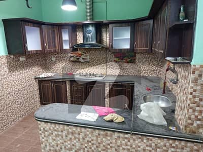 نارتھ کراچی ۔ سیکٹر 8 نارتھ کراچی,کراچی میں 6 کمروں کا 5 مرلہ مکان 3.0 کروڑ میں برائے فروخت۔