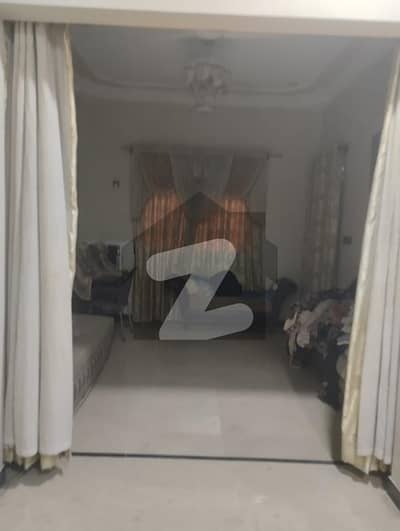 بفر زون سیکٹر 15-A / 3 بفر زون,نارتھ کراچی,کراچی میں 6 کمروں کا 5 مرلہ مکان 3.15 کروڑ میں برائے فروخت۔