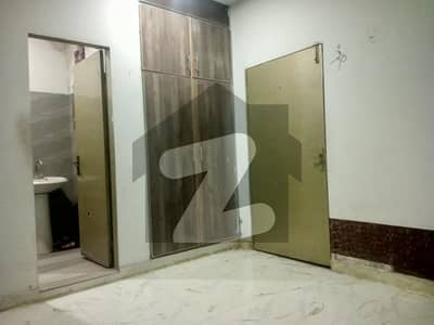 1 BED ATTACHED BATH AND COMMON KITCHEN FOR RENT IN JOHAR TOWN