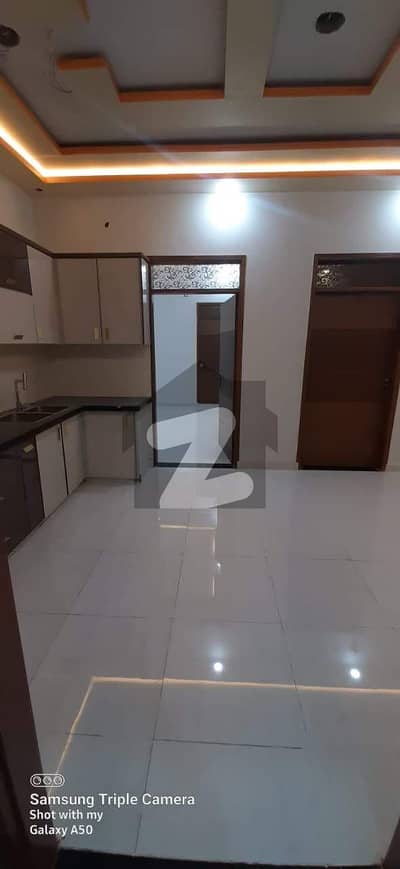 صدف کوآپریٹو ہاؤسنگ سوسائٹی گلزارِ ہجری,سکیم 33,کراچی میں 3 کمروں کا 8 مرلہ مکان 1.95 کروڑ میں برائے فروخت۔