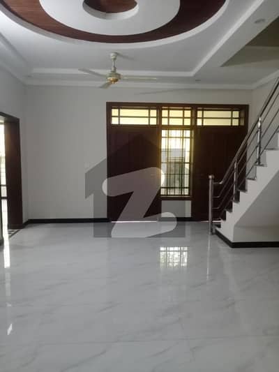 جی ۔ 11 اسلام آباد میں 3 کمروں کا 1 کنال بالائی پورشن 1.5 لاکھ میں کرایہ پر دستیاب ہے۔