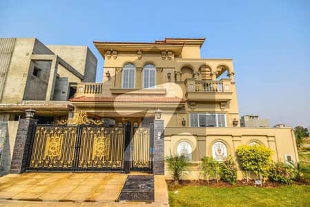 Triple Stroy Modern House For RENT in ETIHAD TOWN Phase 1