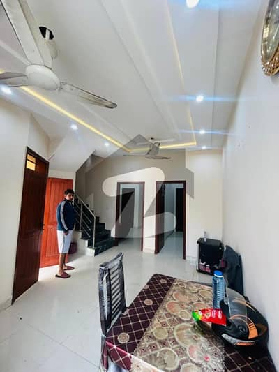 الکبیر ٹاؤن - فیز 2 الکبیر ٹاؤن,رائیونڈ روڈ,لاہور میں 3 کمروں کا 3 مرلہ مکان 1.11 کروڑ میں برائے فروخت۔