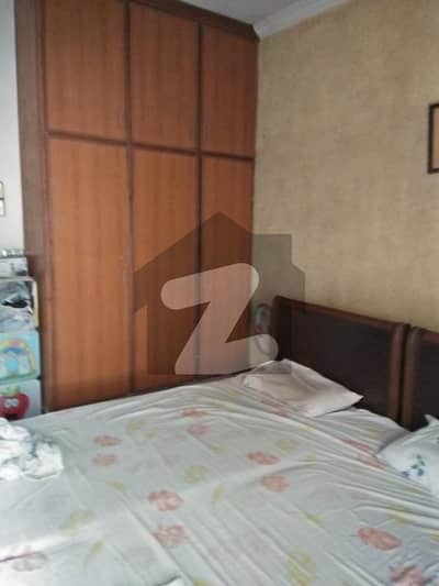 بحریہ ٹاؤن فیز 3 بحریہ ٹاؤن راولپنڈی,راولپنڈی میں 5 کمروں کا 10 مرلہ مکان 3.8 کروڑ میں برائے فروخت۔