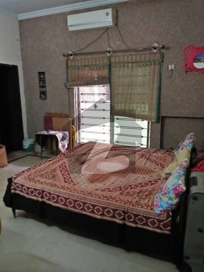 10 MARLA USED HOUSE DOUBLE UNIT