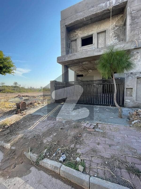 Sector F1 (8.8) Marla Corner Grey House Structure For Sale Sector F1 (8.8) Marla Corner Grey House Structure For Sale