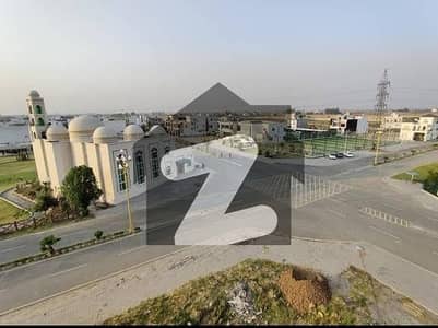 ڈائمنڈ سٹی غالب روڈ,سیالکوٹ میں 6 مرلہ رہائشی پلاٹ 78.0 لاکھ میں برائے فروخت۔