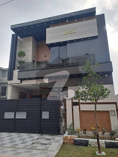 5 Marla Brand New 3 Bed | 4 Bath House for Rent | Park Facing in DHA Rahber