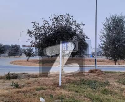 ڈی ایچ اے فیز 5 - بلاک ایم ڈی ایچ اے فیز 5,ڈیفنس (ڈی ایچ اے),لاہور میں 1 کنال رہائشی پلاٹ 3.25 کروڑ میں برائے فروخت۔ ڈی ایچ اے فیز 5 - بلاک ایم ڈی ایچ اے فیز 5,ڈیفنس (ڈی ایچ اے),لاہور میں 1 کنال رہائشی پلاٹ 3.25 کروڑ میں برائے فروخت۔