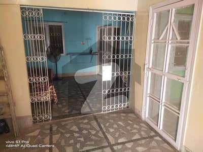 نارتھ کراچی ۔ سیکٹر 10 نارتھ کراچی,کراچی میں 4 کمروں کا 5 مرلہ مکان 2.15 کروڑ میں برائے فروخت۔