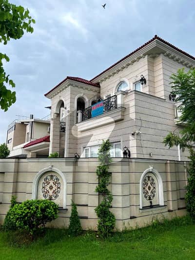 ڈی ایچ اے فیز 7 ڈیفنس (ڈی ایچ اے),لاہور میں 5 کمروں کا 1 کنال مکان 11.75 کروڑ میں برائے فروخت۔ ڈی ایچ اے فیز 7 ڈیفنس (ڈی ایچ اے),لاہور میں 5 کمروں کا 1 کنال مکان 11.75 کروڑ میں برائے فروخت۔