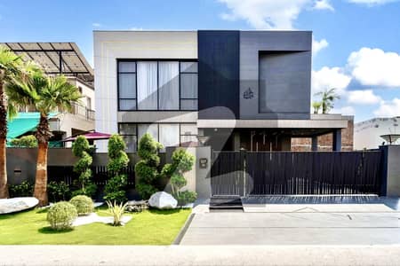 Luxurious 1 Kanal House For Sale In DHA Phase 6, Lahore Prime Location, Modern Design