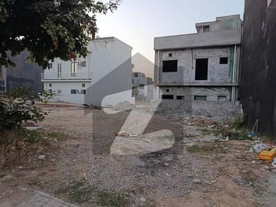 8 Marla Residential Plot for Sale Prime Location