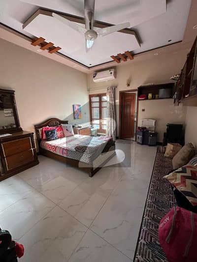 کے ڈی اے سکیم 1 کراچی میں 4 کمروں کا 1 کنال بالائی پورشن 2.75 لاکھ میں کرایہ پر دستیاب ہے۔