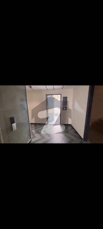 بہادر آباد گلشنِ اقبال ٹاؤن,کراچی میں 2 مرلہ دفتر 90.0 ہزار میں کرایہ پر دستیاب ہے۔ بہادر آباد گلشنِ اقبال ٹاؤن,کراچی میں 2 مرلہ دفتر 90.0 ہزار میں کرایہ پر دستیاب ہے۔