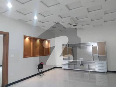 Luxury Living 10 Marla House in Jasmine Block Bahria Town Lahore Ready to Move