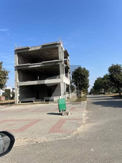 نیو لاہور سٹی ۔ فیز 2 نیو لاهور سٹی,لاہور میں 5 مرلہ عمارت 3.9 کروڑ میں برائے فروخت۔