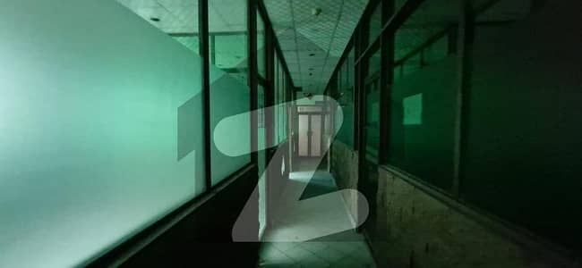 کورنگی ۔ سیکٹر 15 کورنگی انڈسٹریل ایریا,کورنگی,کراچی میں 4 کنال فیکٹری 6.0 لاکھ میں کرایہ پر دستیاب ہے۔