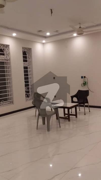 ای ۔ 11 اسلام آباد میں 3 کمروں کا 1 کنال زیریں پورشن 2.0 لاکھ میں کرایہ پر دستیاب ہے۔