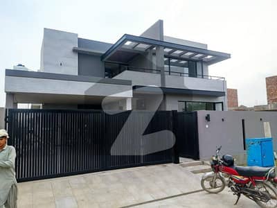 20 MARLA ELEGANT AND FULLY MAINTAINED SUPER HOT LOCATED BUNGALOW'S UPPER PORTION IS AVAILABLE IN THE BEST BLOCK OF DHA LAHORE.