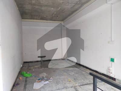 سیٹیلائیٹ ٹاؤن راولپنڈی میں 1 مرلہ دکان 55.0 ہزار میں کرایہ پر دستیاب ہے۔