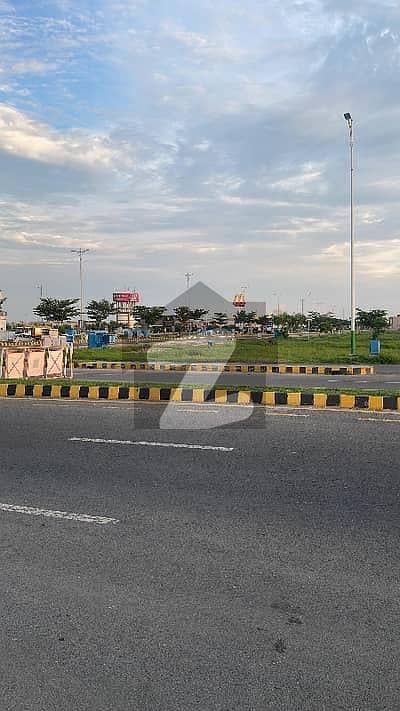 A Spacious 7 Marla Residential Plot In Bahria Town Phase 8 - Usman Block
