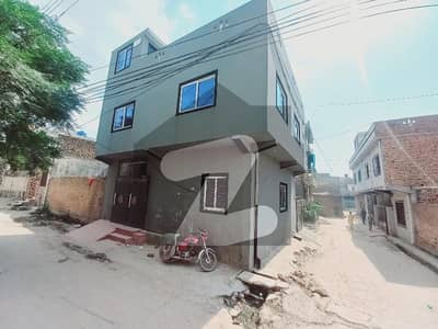 گلبہار سکیم - وی آئی پی سیکٹر گلبہار سکیم,راولپنڈی میں 4 کمروں کا 2 مرلہ مکان 85.0 لاکھ میں برائے فروخت۔