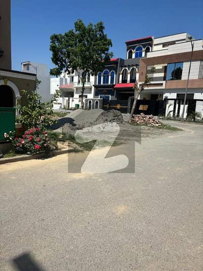 نیو لاہور سٹی ۔ فیز 2 نیو لاهور سٹی,لاہور میں 11 مرلہ رہائشی پلاٹ 75.0 لاکھ میں برائے فروخت۔