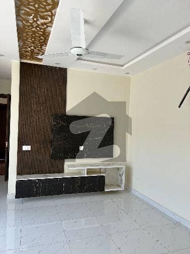 فضائیہ ہاؤسنگ سکیم فیز 1 فضائیہ ہاؤسنگ سکیم,لاہور میں 3 کمروں کا 1 کنال زیریں پورشن 1.4 لاکھ میں کرایہ پر دستیاب ہے۔