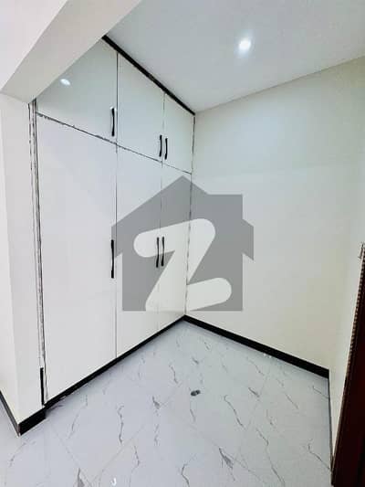 BEAUTIFUL LOCATION BRAND NEW GROUND + BASEMENT FOR RENT