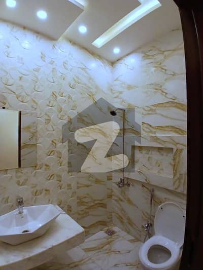 پارک ویو سٹی لاہور میں 3 کمروں کا 4 مرلہ مکان 1.15 کروڑ میں برائے فروخت۔