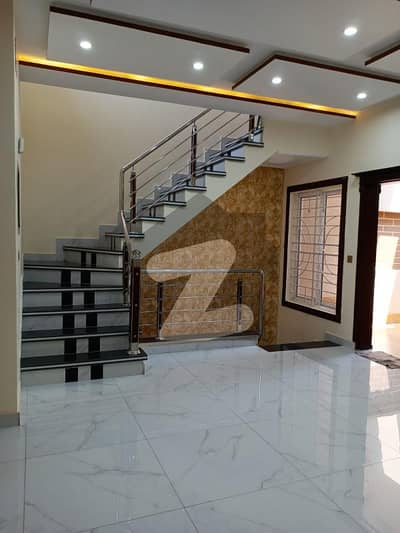 10 MARLA LUXARY HOUSE IN JOHAR TOWN