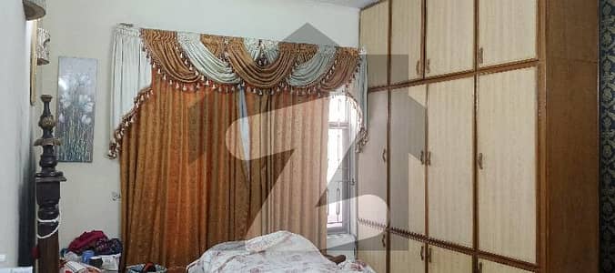 گلریز ہاؤسنگ سوسائٹی فیز 2 گلریز ہاؤسنگ سکیم,راولپنڈی میں 5 کمروں کا 10 مرلہ مکان 4.0 کروڑ میں برائے فروخت۔ گلریز ہاؤسنگ سوسائٹی فیز 2 گلریز ہاؤسنگ سکیم,راولپنڈی میں 5 کمروں کا 10 مرلہ مکان 4.0 کروڑ میں برائے فروخت۔