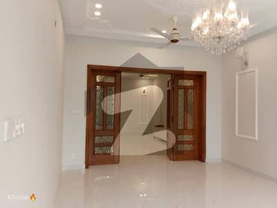 E-11/3 NPF 3 Bedrooms With Attached Washroom Lower portion For rent