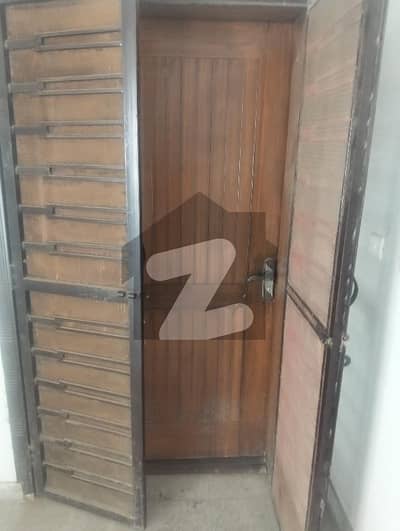 جی ۔ 11 اسلام آباد میں 3 کمروں کا 5 مرلہ فلیٹ 2.55 کروڑ میں برائے فروخت۔