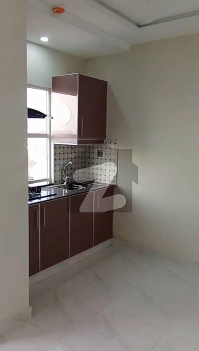 بحریہ انکلیو - سیکٹر سی 1 بحریہ انکلیو,بحریہ ٹاؤن,اسلام آباد میں 1 کمرے کا 2 مرلہ فلیٹ 82.5 لاکھ میں برائے فروخت۔