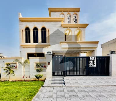 10 Marla Ultra Modern Luxury House For Sale