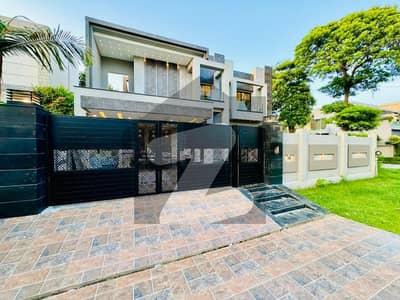 لیک سٹی میڈوز فیز 1 لیک سٹی میڈوز,لاہور میں 5 کمروں کا 1 کنال مکان 6.2 کروڑ میں برائے فروخت۔