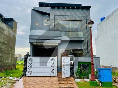 5 MARLA BRAND NEW HOUSE AVAILABLE FOR RENT IN LAKE CITY LAHORE SECTOR M7B