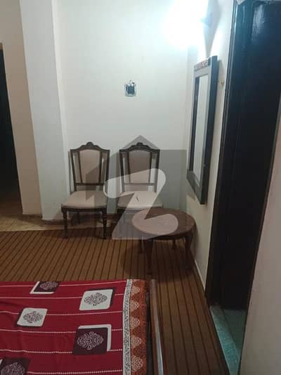 علامہ اقبال ٹاؤن ۔ عمر بلاک علامہ اقبال ٹاؤن,لاہور میں 4 کمروں کا 10 مرلہ مکان 4.1 کروڑ میں برائے فروخت۔