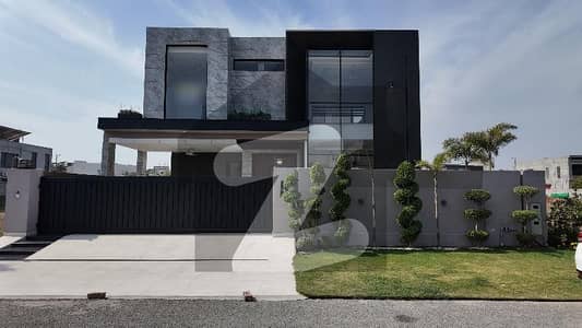 ڈی ایچ اے فیز 7 - بلاک وائے فیز 7,ڈیفنس (ڈی ایچ اے),لاہور میں 5 کمروں کا 1 کنال مکان 8.75 کروڑ میں برائے فروخت۔