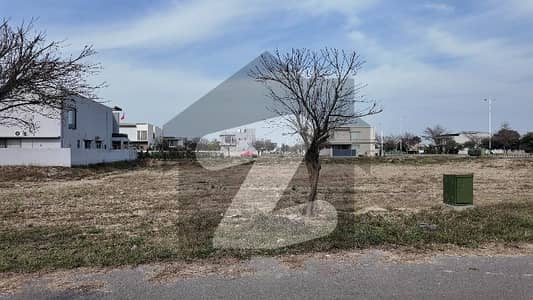 "Discover Elegance: Plot No. 747, Block S, DHA Phase 7 Awaits"