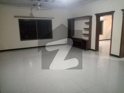 Chaklala Scheme 3 Main Market 5 bed House For Rent Good Location