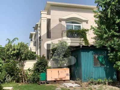 1200 Square Yards House For rent Is Available In F-8