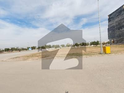 بحریہ ٹاؤن فیز 8 ۔ سیکٹر ای - 1 بحریہ ٹاؤن فیز 8,بحریہ ٹاؤن راولپنڈی,راولپنڈی میں 4 مرلہ کمرشل پلاٹ 1.5 کروڑ میں برائے فروخت۔