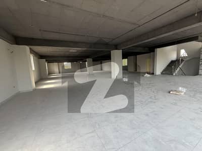 قائداعظم انڈسٹریل اسٹیٹ لاہور میں 3 کنال گودام 5.0 لاکھ میں کرایہ پر دستیاب ہے۔