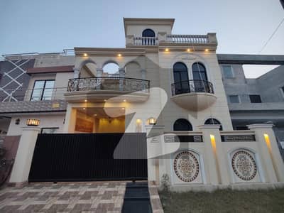 لیک سٹی میڈوز فیز 1 لیک سٹی میڈوز,لاہور میں 5 کمروں کا 7 مرلہ مکان 3.28 کروڑ میں برائے فروخت۔